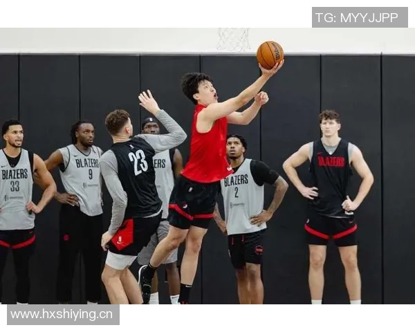 湖记盛赞杨瀚森潜力无限只待身体素质提升成就未来 湖记盛赞杨瀚森潜力无限只待身体素质提升成就未来