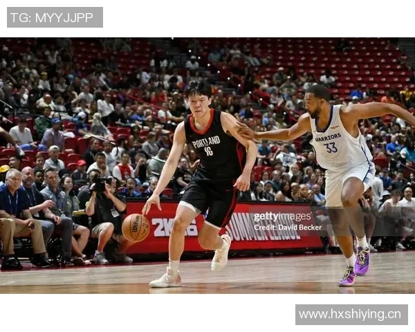 开拓者媒体人杨瀚森强调合理进攻策略避免三分盲投与失误